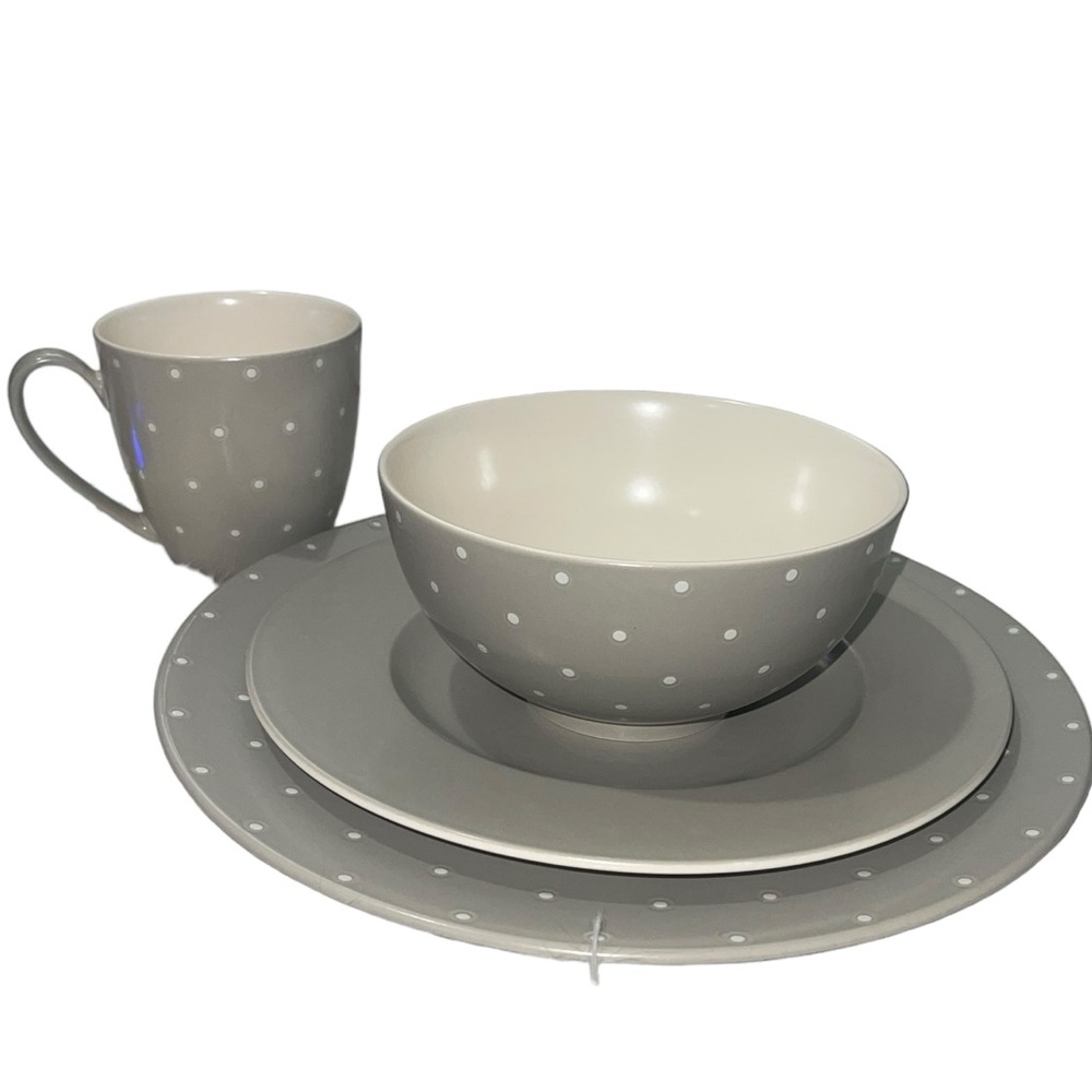 Kate Spade New York Lenox Larabee Dot Grey 4 Piece Dinner Place Setting NIB